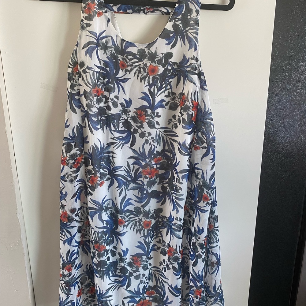 Size Large floral dress